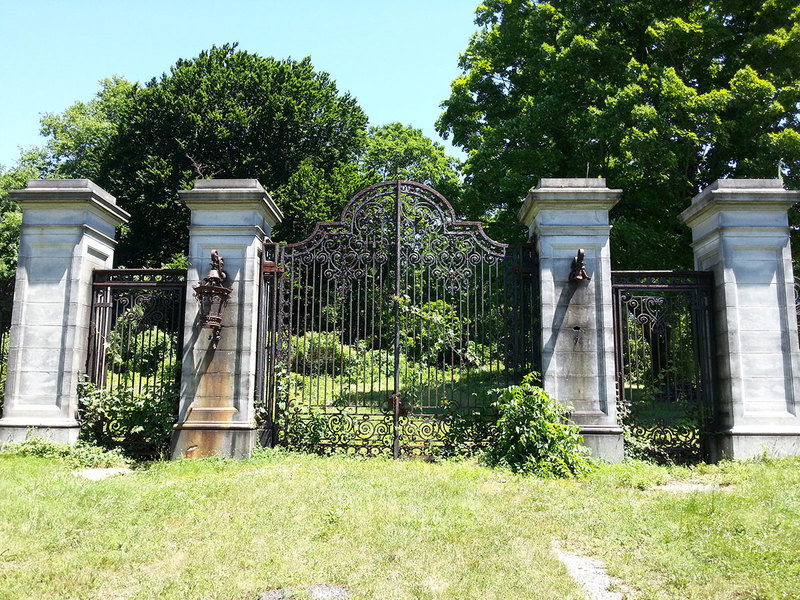 The historic estate was originally listed in 2014.