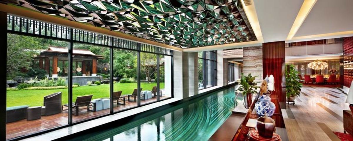 Pictuted is the traditional Chinese courtyard style home.