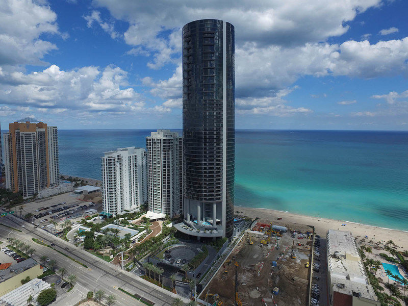La Porsche Design Tower en Sunny Isles Beach